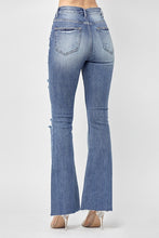 Load image into Gallery viewer, Henrie High Rise Flare Jeans
