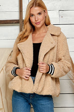 Load image into Gallery viewer, Suzy Chunky Fleece Coat
